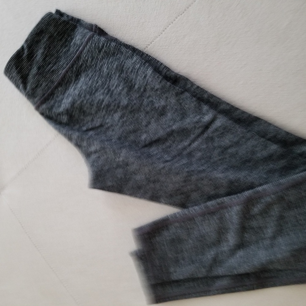 Striped leggings